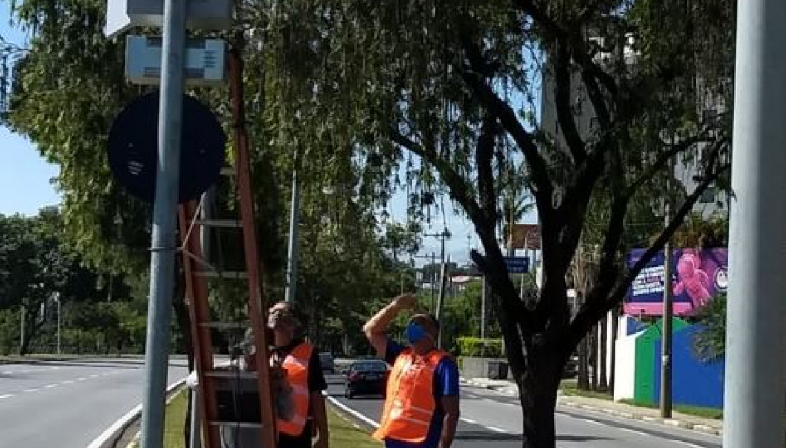 Ipem-SP verifica radar na Avenida Dom Aguirre em Sorocaba